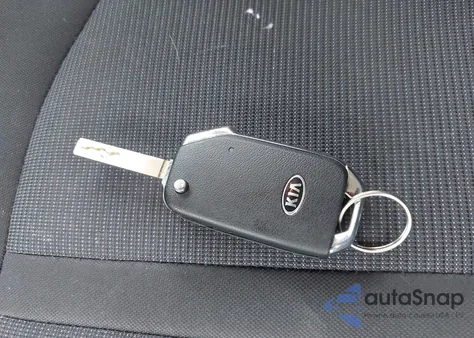 2021 Kia K5 Lx из США, поврежденный, VIN 5XXG24J21MG004918